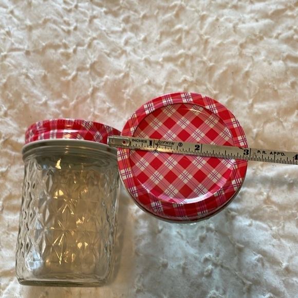 Ball quilted crystal canning jars with decorative pink plaid lids. - Picture 6 of 10